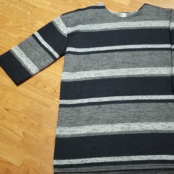 Oversized Korean Fleece Tunics - Picture 2 of 5